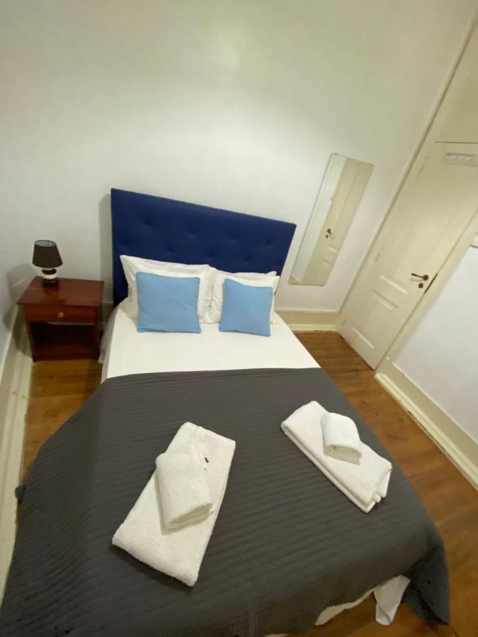Relax Chiado 3 - Cute Little Double Room With Shared Bathroom 리스본 외부 사진
